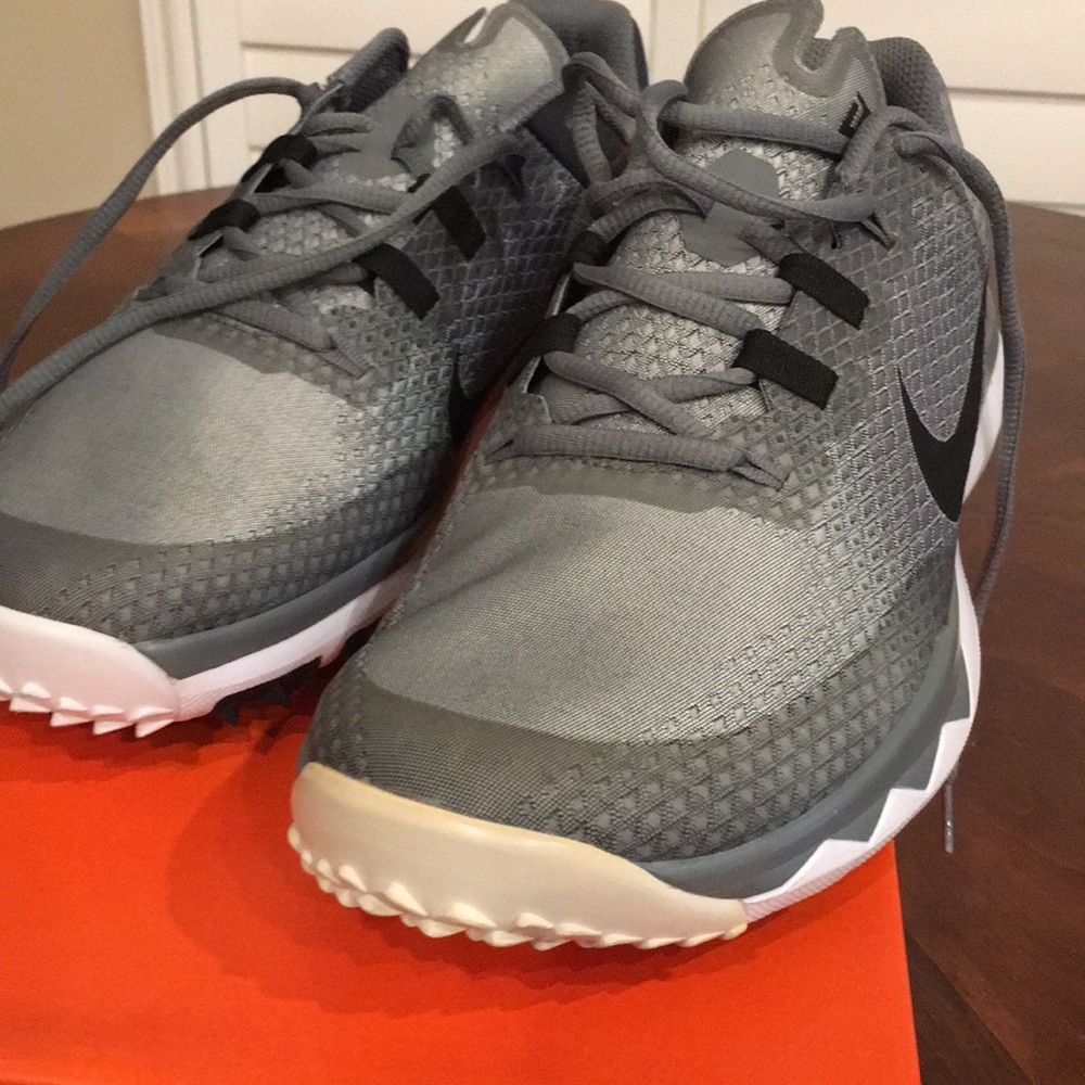 Mens Golf Shoes, New in Box